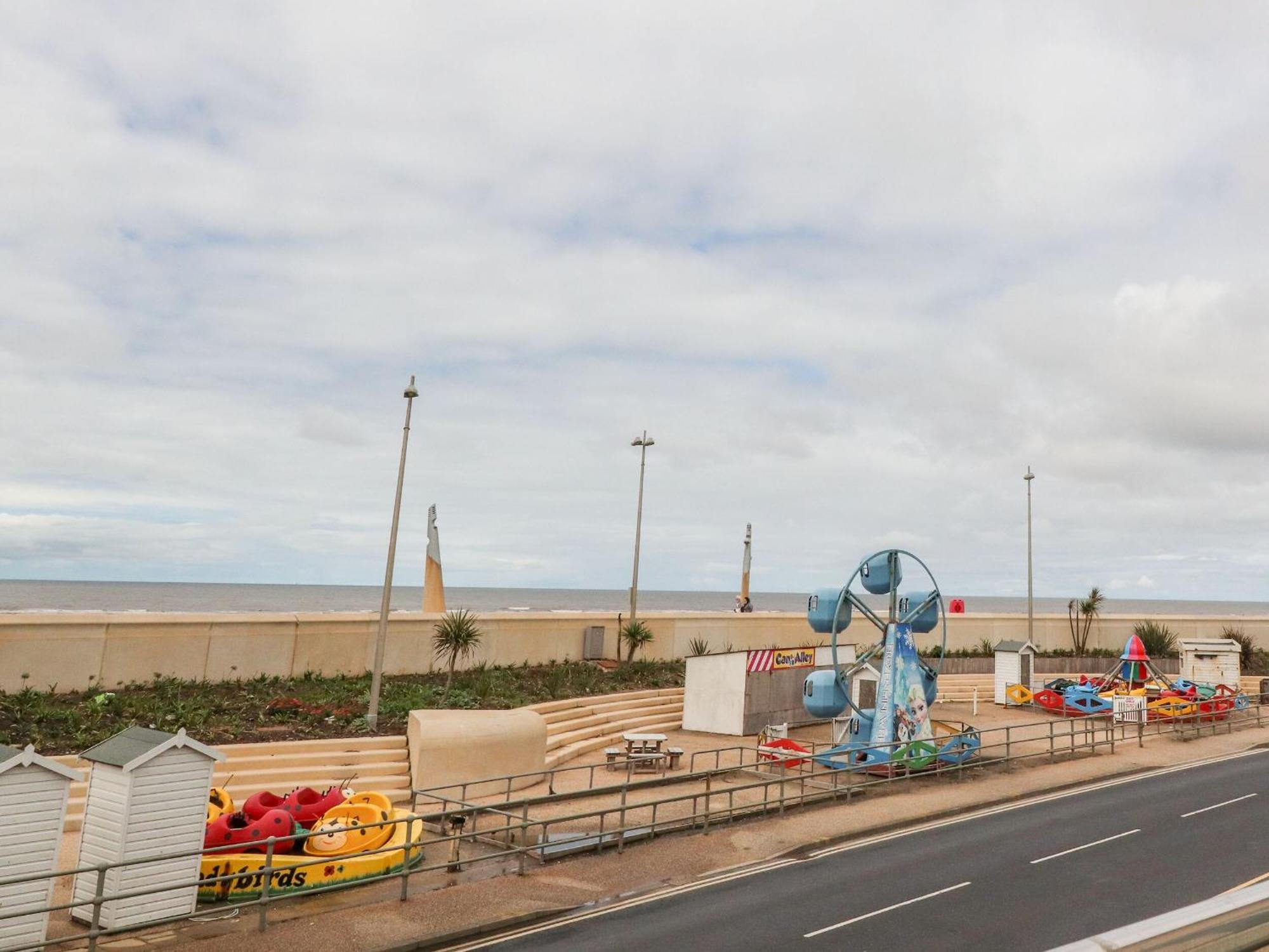 19 Slinger Road Cleveleys Exterior foto